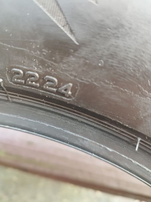1szt Bridgestone Blizzak LM005 215/60/16 99H 8mm 2024rok
