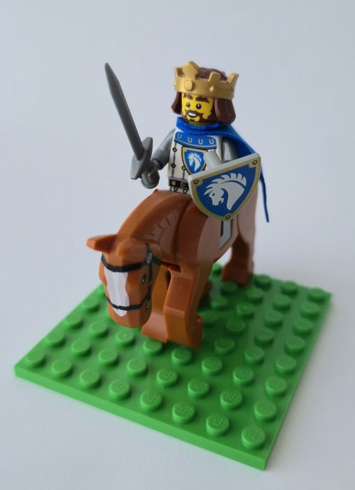 Nowa Lego figurka Król Herbu Konia Horse Knight King Castle
Figurka