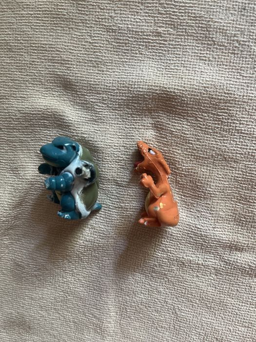 Figurki pokemon Żółw Blastoise i smoka Charizard