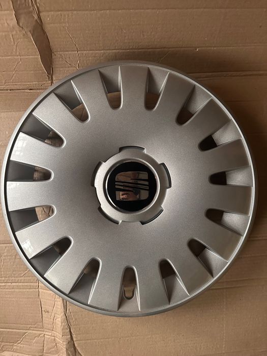 7M7601147E 091 Ковпак колеса оригінал Seat Alhambra R16 16”
