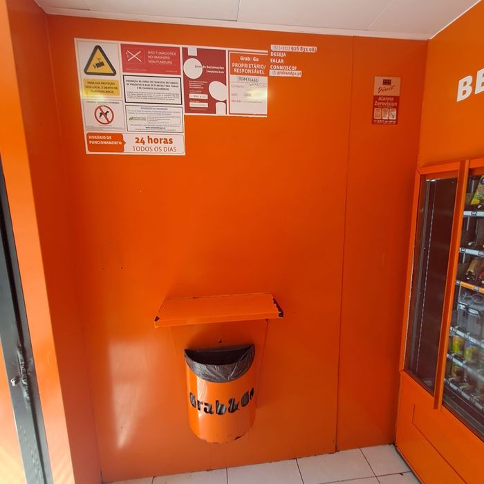 Trespasse loja Grab & Go 24 horas - Vending
