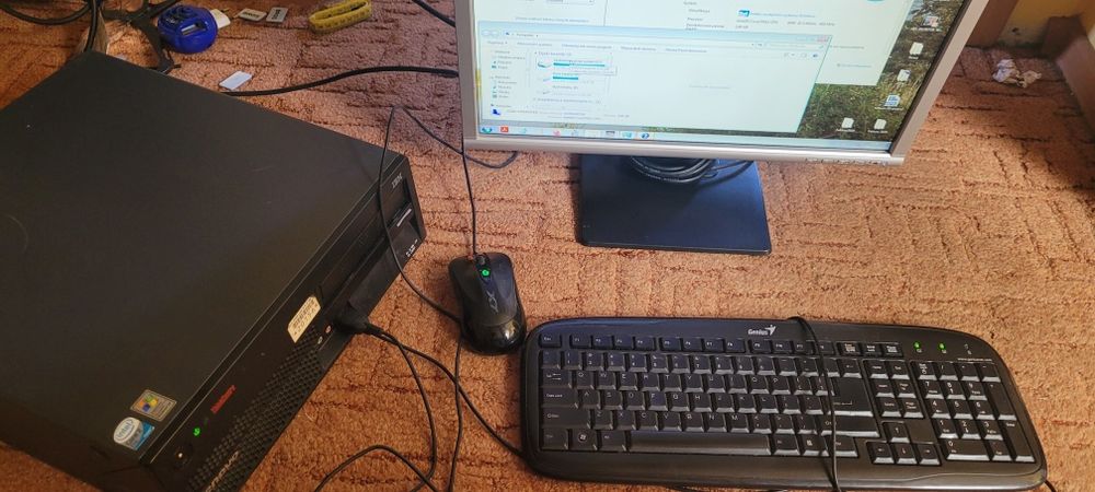 Tani komputer stacjonarny PC   Intel Core 2 Duo, zintegrowana grafika. Sprawny, gotowy do pracy.