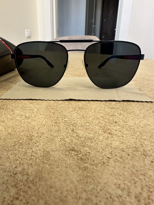 Очки “Prada SPS 53X” в полной комплектации: кейс, микрофибра.