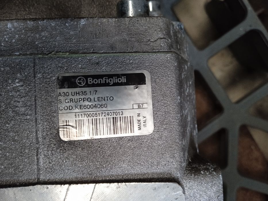 Redutora com motor a 12 V