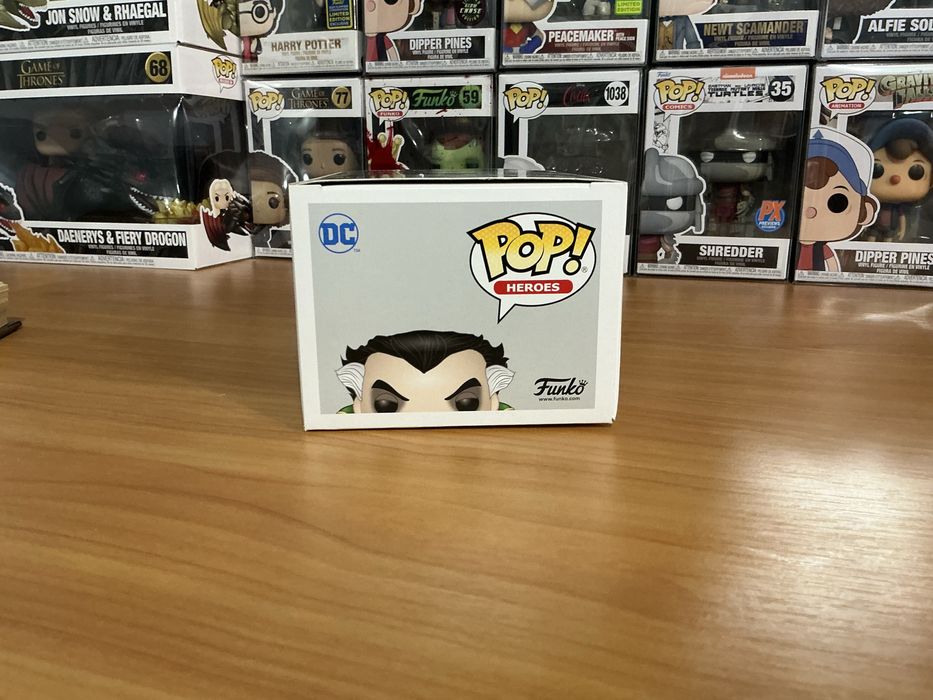 pop funko Exclusive Ra’s Al Ghul 345