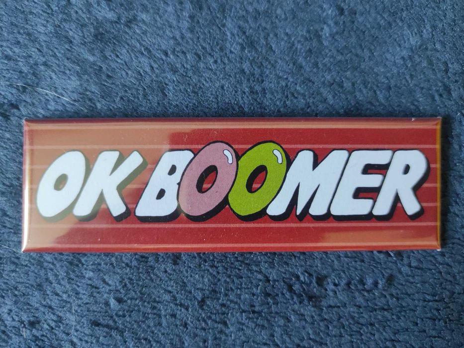 Przypinka OK Boomer guma podłużna