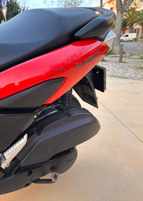Yamaha Nmax 125   15 mil km's