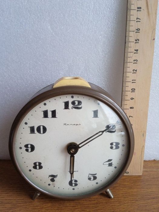 Будильник часы рабочий