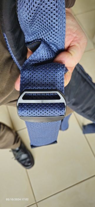 Marsúpio BabyBjörn One Air (Ergonómico / Tecido Mesh Respirável) – Como Novo