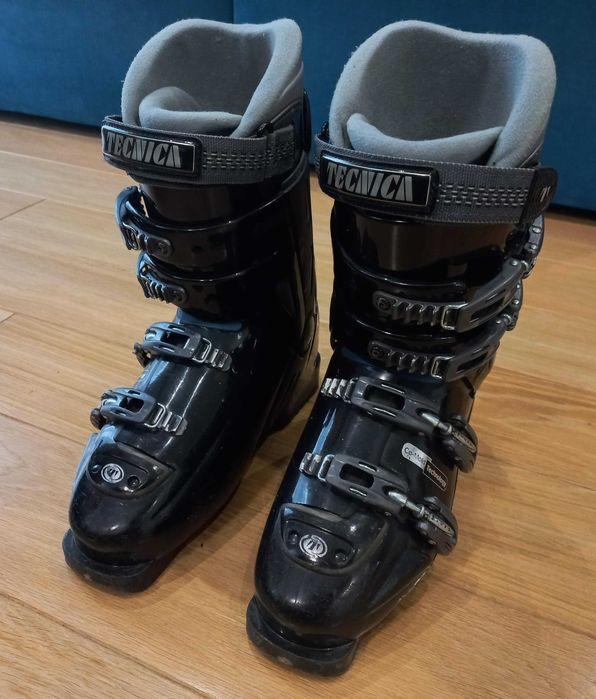 Buty narciarskie damskie TECNICA rozmiar 26-26,5 używane
