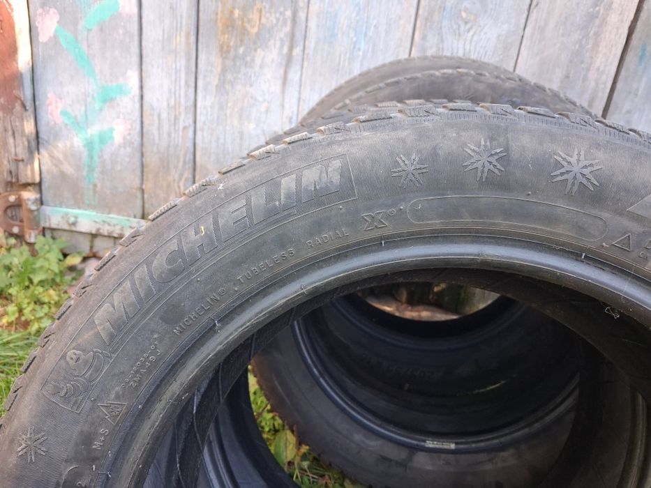 Зимова гума Michelin б/в