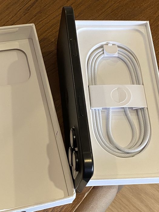 Iphone 16 Pro Max 1TB Preto como novo original com caixa