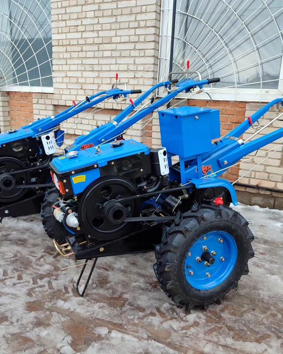 БЕЗКОШТОВНА доставка Продам мотоблок Зубр 8 к.с.