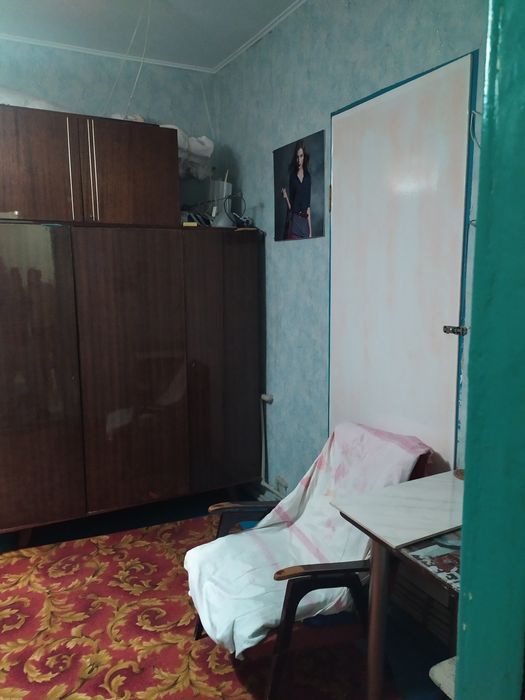 Комнату со всеми удобствами на пл. Вернадского  , свет есть всегда