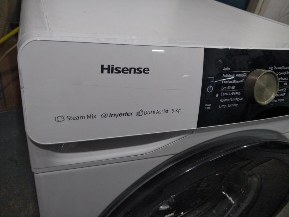 Máquina de lavar roupa 9kg, classe A.
