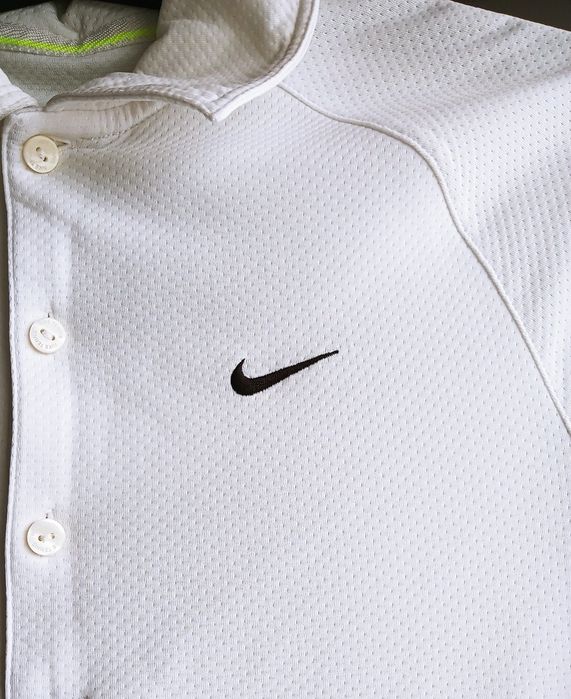 Bluzka Nike biała młodzieżowa 164/ 170  S/M