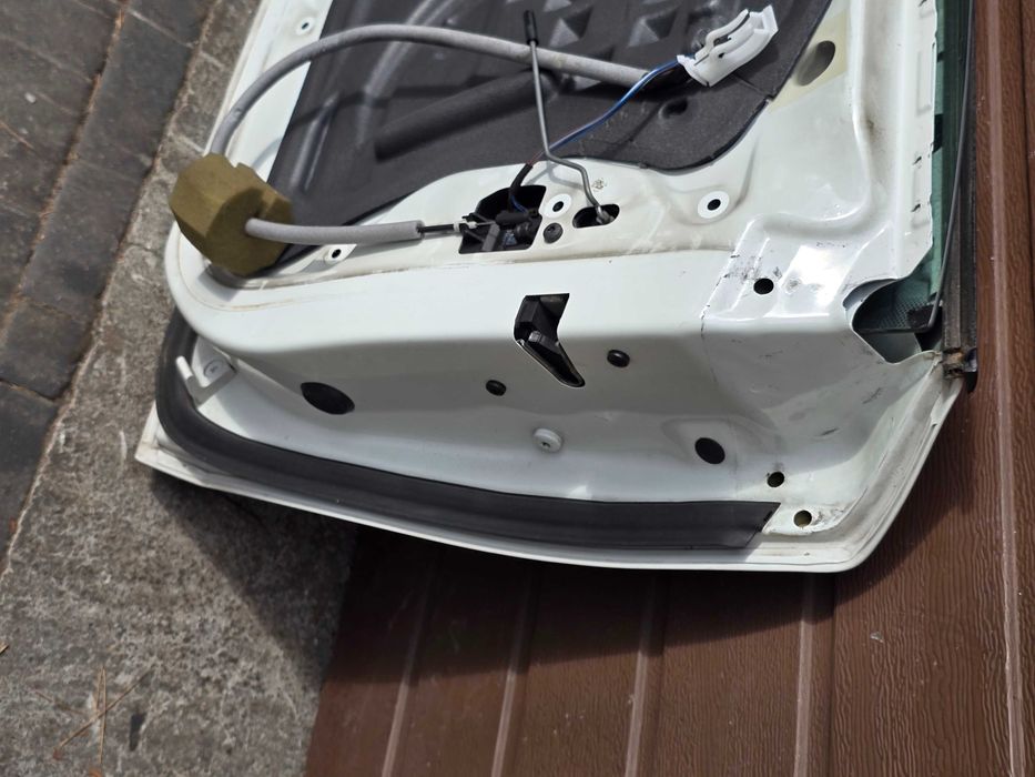 Drzwi prawe BMW 1 I E82 E88 Coupe Cabrio 07-14 LAK. 300