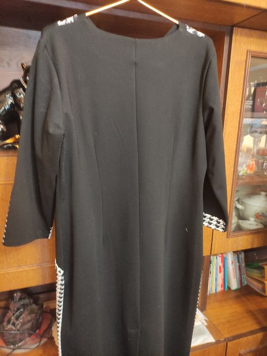 Нова елегантна жіноча сукня