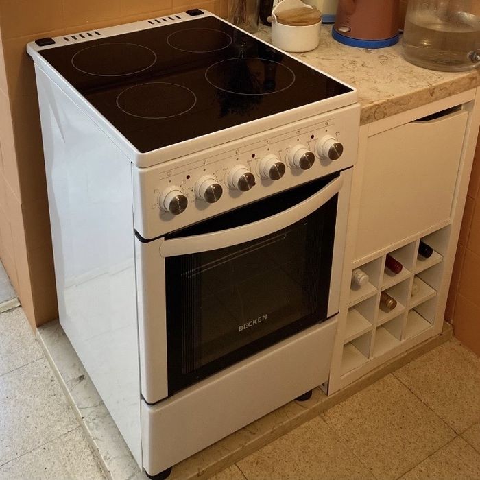 Fogão BECKEN Elétrico de Vitrocerâmica