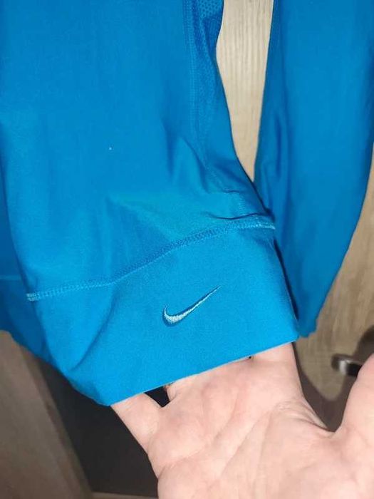 189 Niebieska bluzka termiczna rozmiar XS