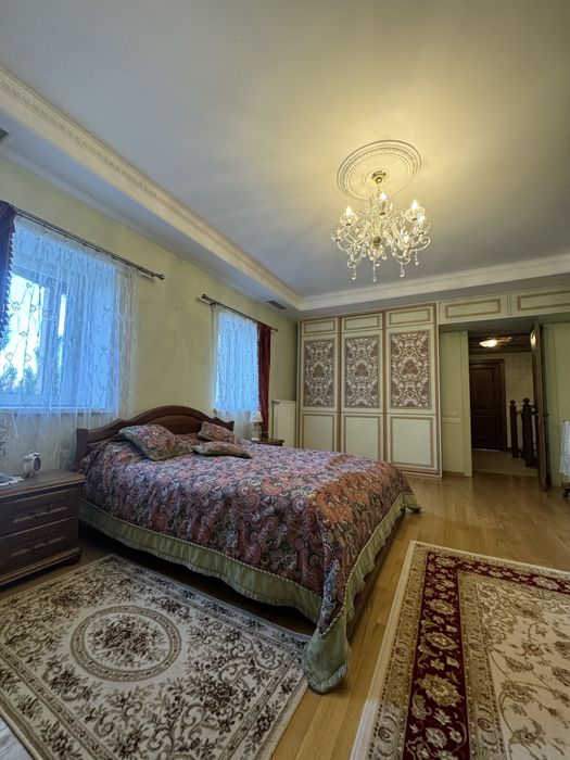 Продаж будинку в с Старі Безрадичі