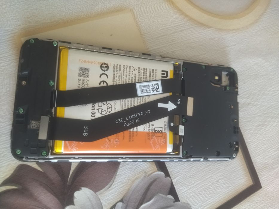 1,5 смартфона Redmi 7A 2/16 GB не працюють!