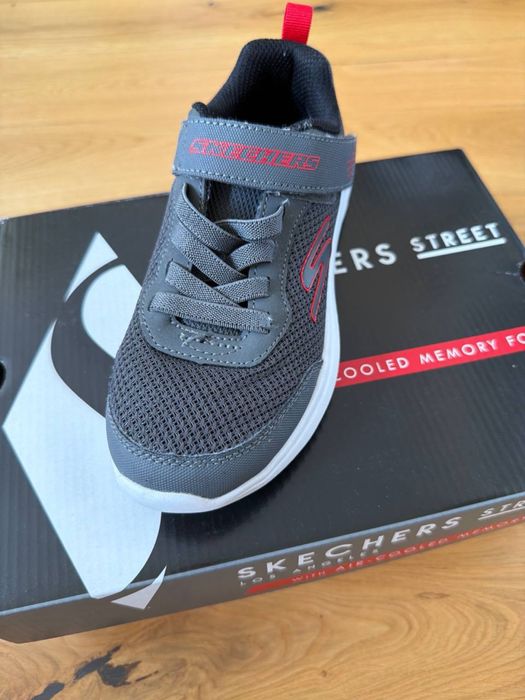 Дитячі кросівки Skechers