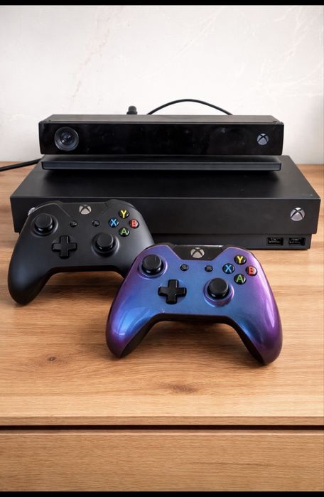 Zestaw Xbox One 1TB | Kinect | 2 Pady + Akumulatory | Gry!