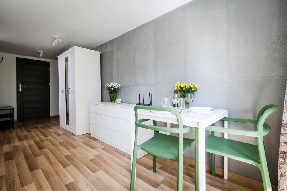 Apartament z prywatną łazienką i ogródkiem