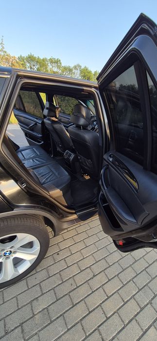 Автомобіль BMW X5 E53