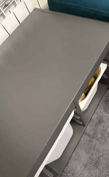 Regał Ikea TROFAST z pojemnikami