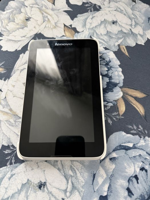 Продам планшет Lenovo