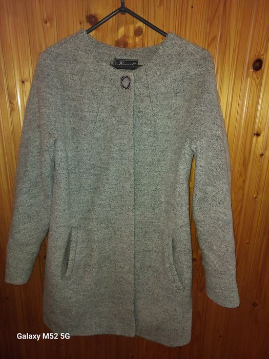 Жіноче осіннь-весняне пальто