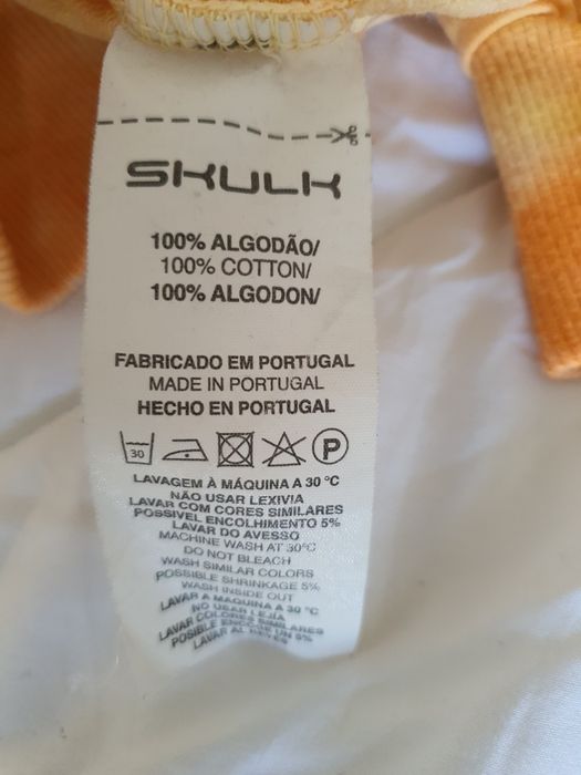 Sweatshirt Skulk