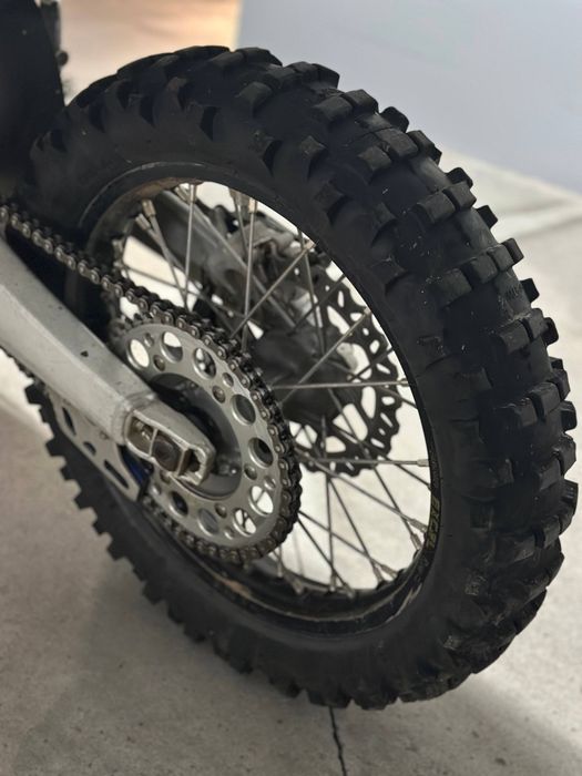 Yamaha yz250f com documentos