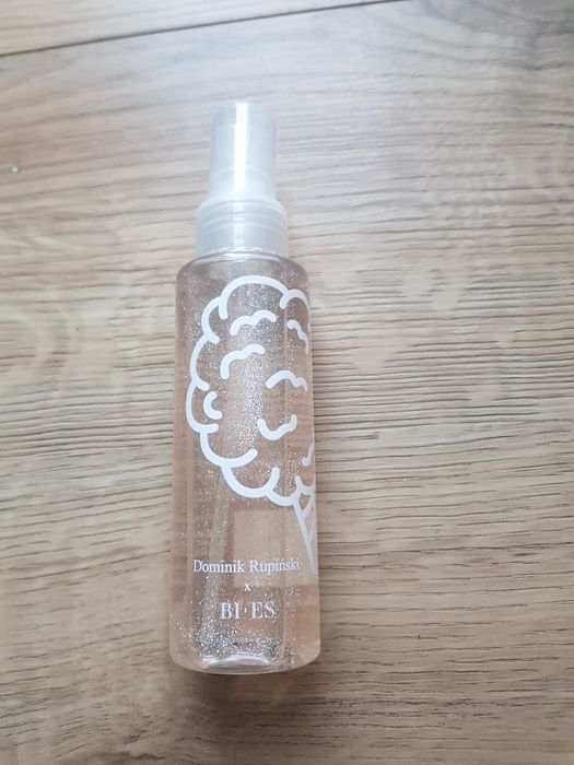 Perfumowana mgiełka do ciała roswietlajaca Pink Dominik Rupinski Bi-es