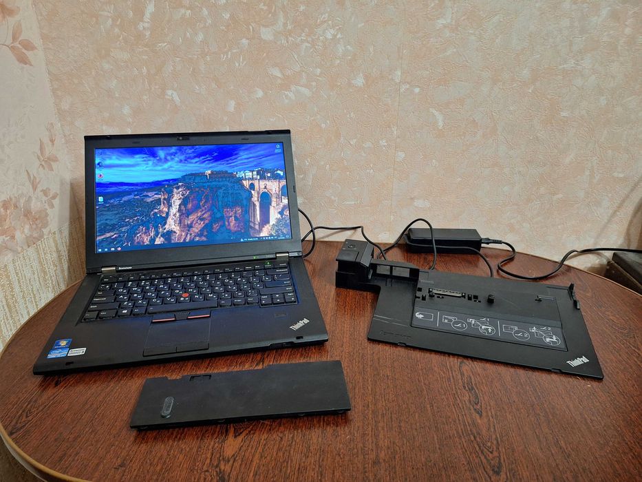 Продам ноутбук Lenovo Thinkpad T430s (i5, 16G RAM, 256G SSD)+запасна батарея+док-станція