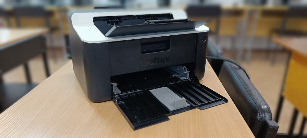 Принтер Brother 1112r
