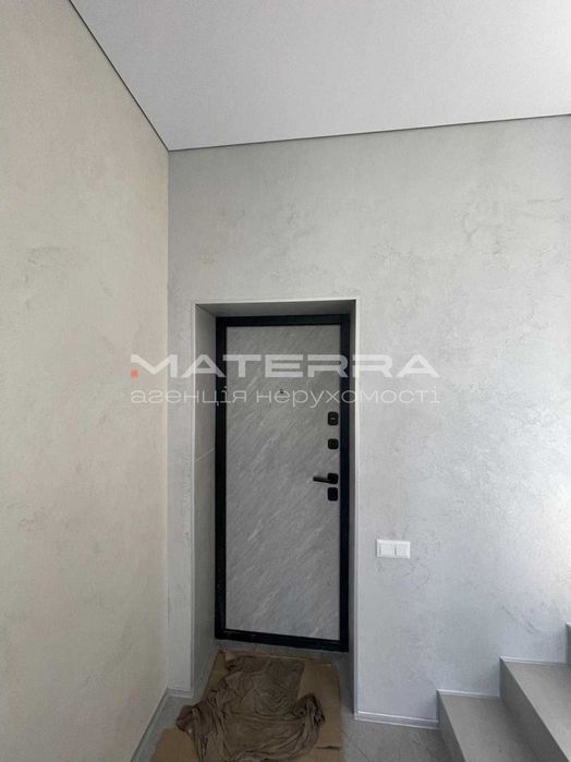 Продаж дуплексу з ремонтом у с. Нове,94м2, центр поряд з школою