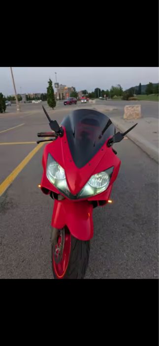 Espelho retrovisor universal para carenadas