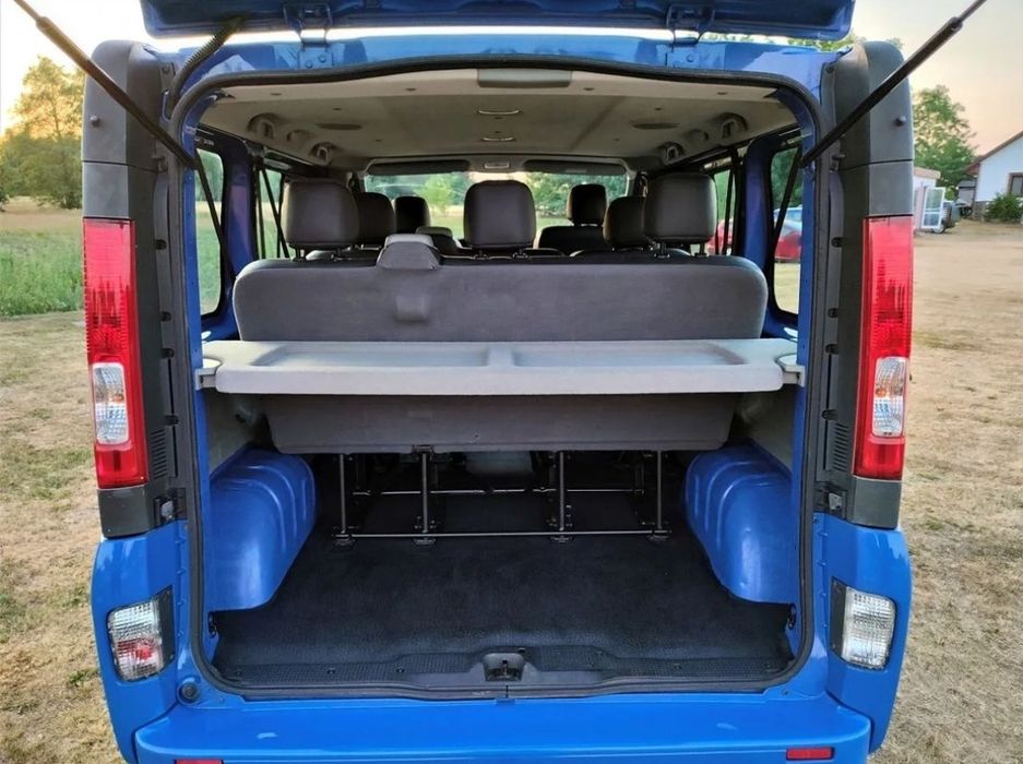WYNAJEM BUSA Renault Trafic 8-io i 9-io osobowy. Klima, HAK / WOLNE TE