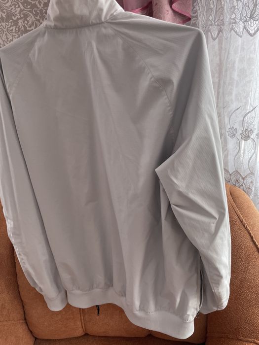 Вінтажна вітровка Reebok