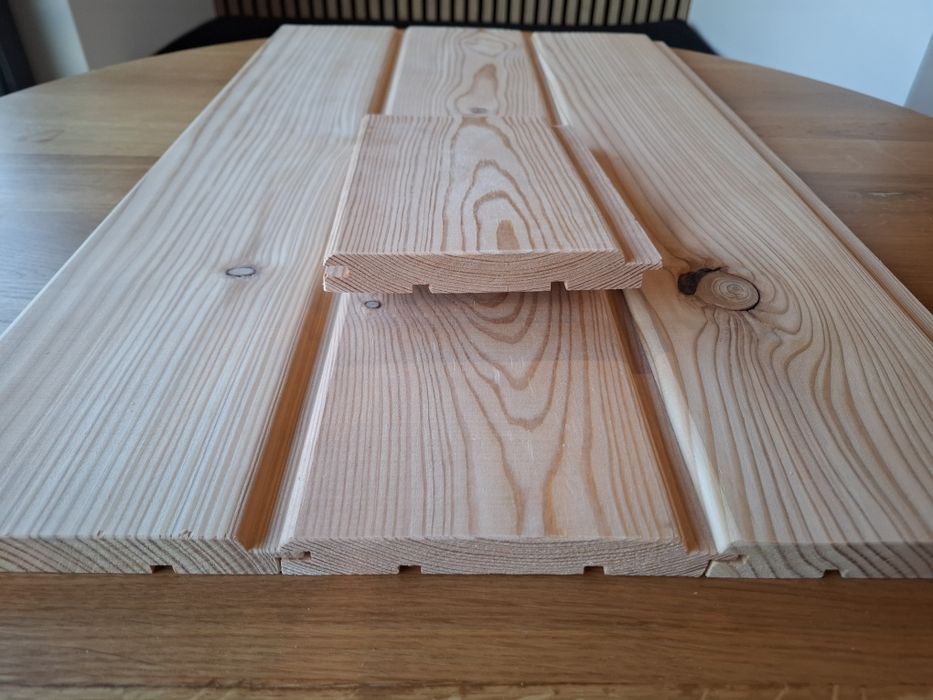 Deska elewacyjna modrzew PRODUCENT