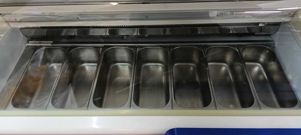 Witryna do lodów lodówka lada chlodnicza z kuwetami stan bdb