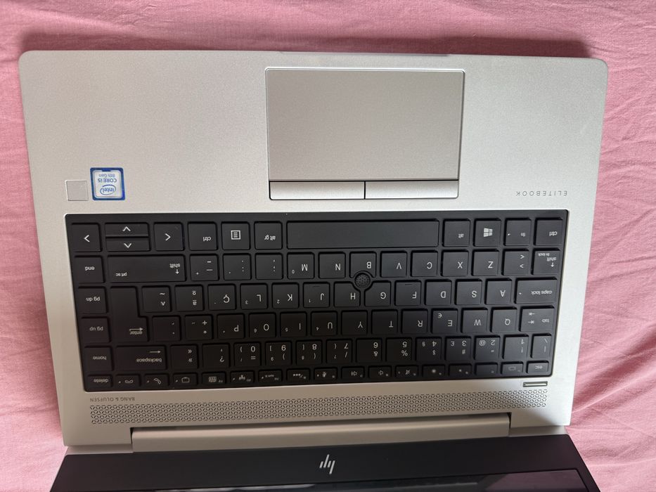 Notebook HP Prateado com Windows – Excelente Estado