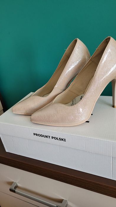 Buty szpilki skóra r. 36