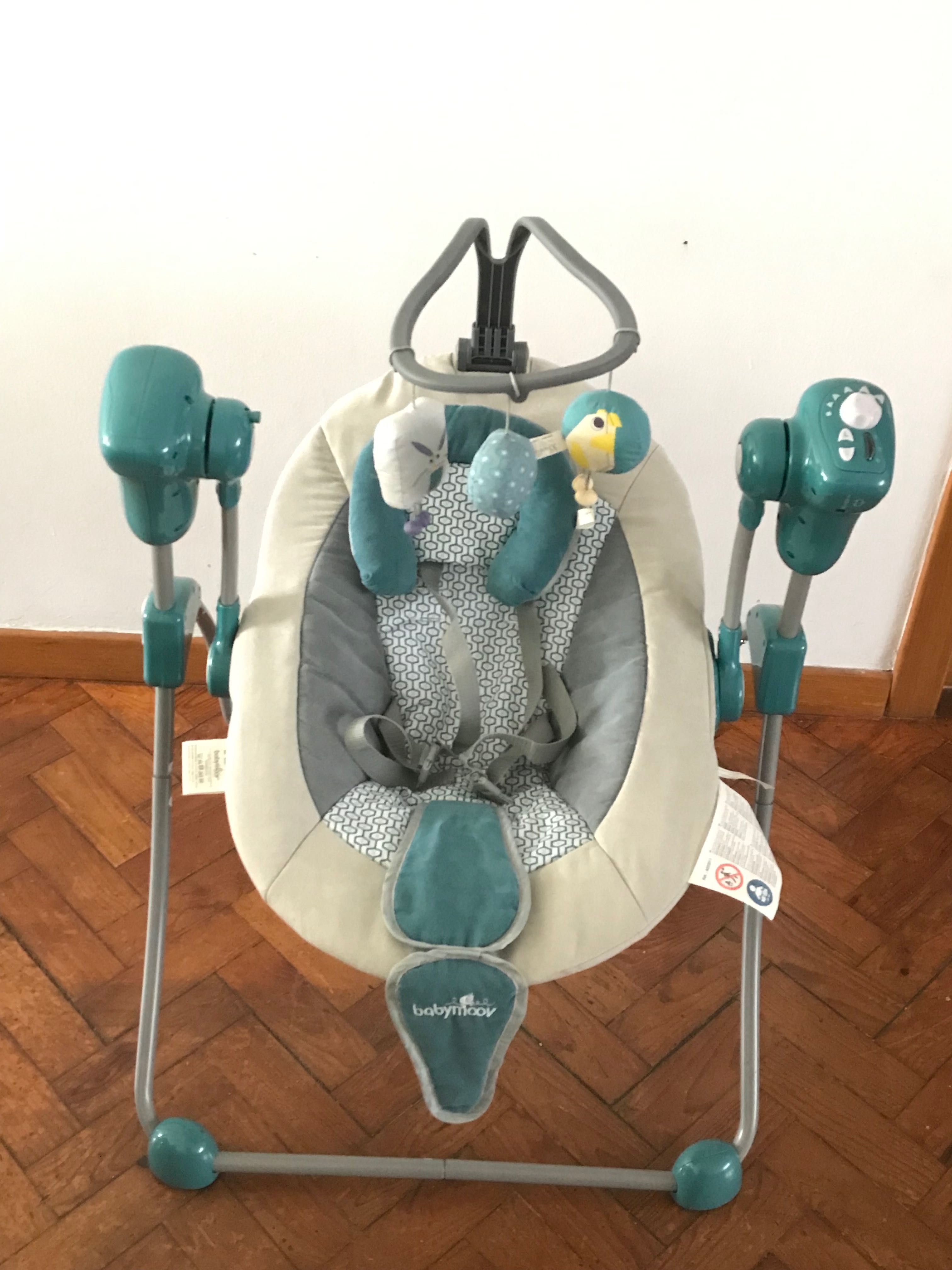 Espreguiçadeira Elétrica de Bebé com Comando