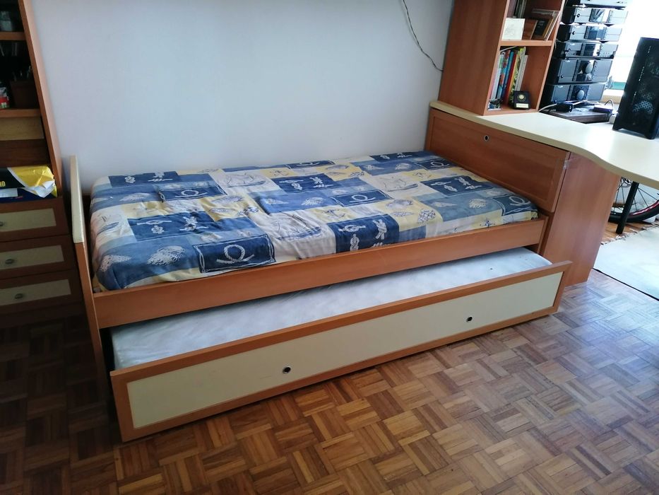 Quarto Estúdio com secretária