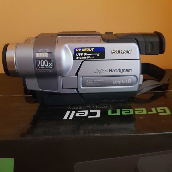 Kamera SONY Digital 8 Handycam DCR-TRV250E z dodatkami !!!