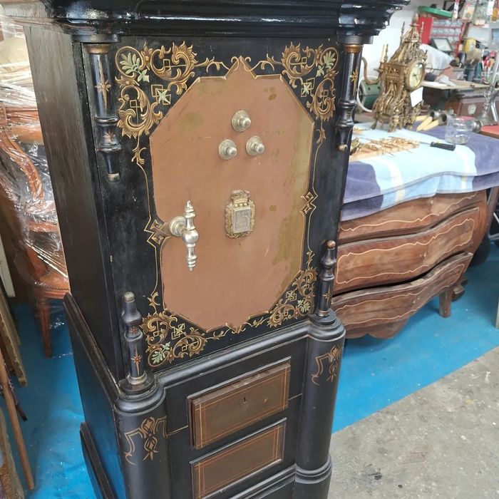 Vitrine antiquíssima (Art Deco)